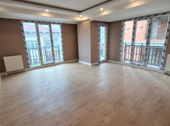 Bahçelievler Camlıkahve'de 3+1 Sıfır Asansörlü 130 m2 E.Banyolu Dubleks 