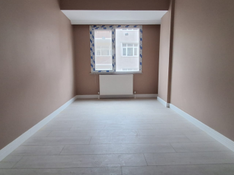 Bahçelievler  Camlıkahve'de 1,Kat Sıfır Asansörlü 2+1 Boş 80 m2