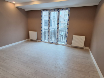 Bahçelievler  Camlıkahve'de 1,Kat Sıfır Asansörlü 2+1 Boş 80 m2