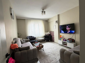 Güngören'de KENTSEL İÇİN ANLAŞILMIŞ 2,Kat Ön Cephe 2+1 