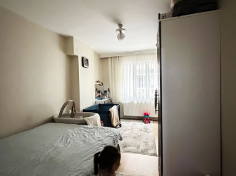 Güngören'de KENTSEL İÇİN ANLAŞILMIŞ 2,Kat Ön Cephe 2+1 