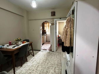 Güngören'de KENTSEL İÇİN ANLAŞILMIŞ 2,Kat Ön Cephe 2+1 