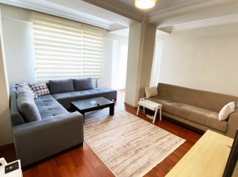 Bahçelievler'de Fizik Tedavi Karşısı 3,Kat 2005 Yapımı 3+1 Kredili Ön Cephe