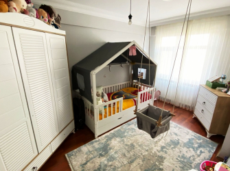 Bahçelievler Siyavuşpaşa'da 3,Kat  Kredili 3+1 Masrafsız 2005 Yapımı Bina