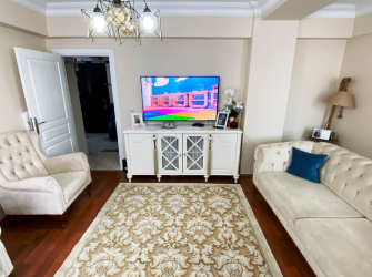 Bahçelievler Siyavuşpaşa'da 3,Kat  Kredili 3+1 Masrafsız 2005 Yapımı Bina