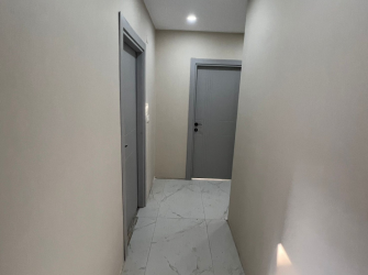 Bahçelievler'de Yıldıztepe Metroya Yakın 2, Kat E. Banyolu 3+1 Tek Daireli  130 m2 