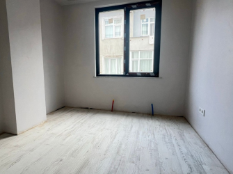 Güngören Güneştepe'de  1,Kat Sıfır Asansörlü 2+1 Ön Cephe 70 m2 Balkonlu