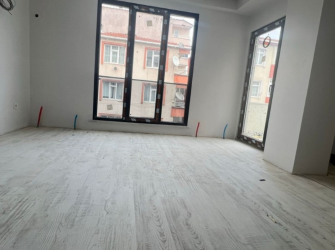 Güngören Güneştepe'de  1,Kat Sıfır Asansörlü 2+1 Ön Cephe 70 m2 Balkonlu