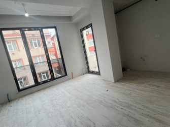 Güngören Güneştepe'de  1,Kat Sıfır Asansörlü 2+1 Ön Cephe 70 m2 Balkonlu