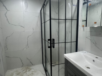 Güngören Güneştepe'de  1,Kat Sıfır Asansörlü 2+1 Ön Cephe 70 m2 Balkonlu