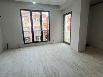 Güngören Güneştepe'de  1,Kat Sıfır Asansörlü 2+1 Ön Cephe 70 m2 Balkonlu