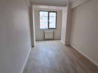 Bahçelievler'de Kıbrıs Cd'sine Yakın 1,Kat Asansörlü 2+1 Sıfır 85 m2 Boş Daire