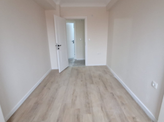 Bahçelievler'de Kıbrıs Cd'sine Yakın 1,Kat Asansörlü 2+1 Sıfır 85 m2 Boş Daire