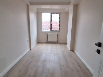 Bahçelievler'de Kıbrıs Cd'sine Yakın 1,Kat Asansörlü 2+1 Sıfır 85 m2 Boş Daire