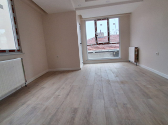 Bahçelievler'de Kıbrıs Cd'sine Yakın 1,Kat Asansörlü 2+1 Sıfır 85 m2 Boş Daire