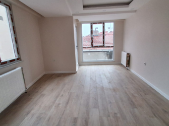 Bahçelievler'de Kıbrıs Cd'sine Yakın 1,Kat Asansörlü 2+1 Sıfır 85 m2 Boş Daire