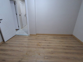 Bahçelievler Camlıkahve'de 1,Kat Sıfır 2+1 Asansörlü 87 m2 Balkonlu