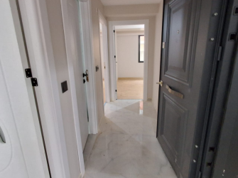 Bahçelievler Camlıkahve'de 5,Kat Ön Cephe 2+1 Sıfır Asansörlü 85 m2