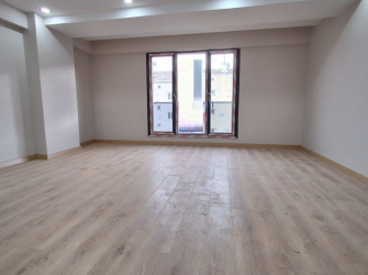 Bahçelievler Camlıkahve'de 5,Kat Ön Cephe 2+1 Sıfır Asansörlü 85 m2