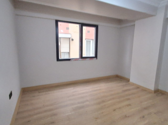 Bahçelievler Camlıkahve'de 5,Kat Ön Cephe 2+1 Sıfır Asansörlü 85 m2