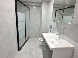 Bahçelievler Camlıkahve'de 5,Kat Ön Cephe 2+1 Sıfır Asansörlü 85 m2