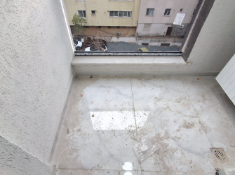 Bahçelievler Camlıkahve'de 5,Kat Ön Cephe 2+1 Sıfır Asansörlü 85 m2