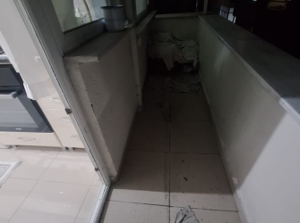 Güngören'de Tramvaya Yakın 3,Kat Kredili 2+1 Balkonlu 90 m2