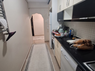 Güngören'de Tramvaya Yakın 3,Kat Kredili 2+1 Balkonlu 90 m2