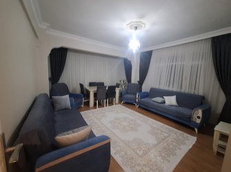 Güngören'de Tramvaya Yakın 3,Kat Kredili 2+1 Balkonlu 90 m2