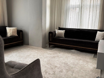 Güngören Güneştepe'de 1,Kat Arsa Tapulu 2+1 Tramvaya Yakın 90 m2