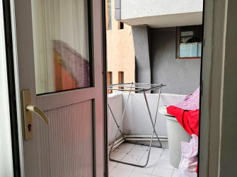 Güngören Güneştepe'de 1,Kat Arsa Tapulu 2+1 Tramvaya Yakın 90 m2