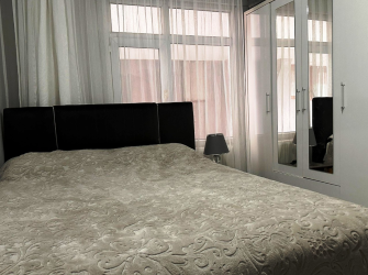 Güngören Güneştepe'de 1,Kat Arsa Tapulu 2+1 Tramvaya Yakın 90 m2