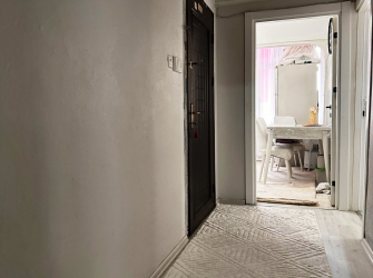 Güngören Güneştepe'de 1,Kat Arsa Tapulu 2+1 Tramvaya Yakın 90 m2