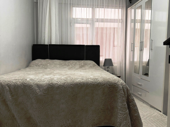 Güngören Güneştepe'de 1,Kat Arsa Tapulu 2+1 Tramvaya Yakın 90 m2