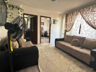 Bağcılar Yıldıztepe Metroya Yakın 4,Kat Arsa Tapulu 2+1 Balkonlu 60 m2 