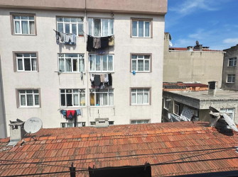 Bağcılar Yıldıztepe Metroya Yakın 4,Kat Arsa Tapulu 2+1 Balkonlu 60 m2 