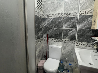 Güngören'de Tramvaya Yakın 1,Kat  10 Yıllık 2+1 Çift Cephe 70 m2 Balkonlu