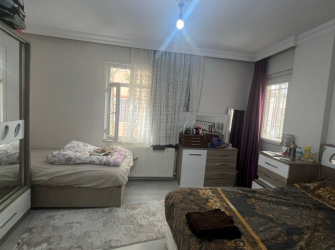 Güngören Güneştepe'de 3+1 Çift Balkonlu 110 m2 İskanlı Yüksek Giriş