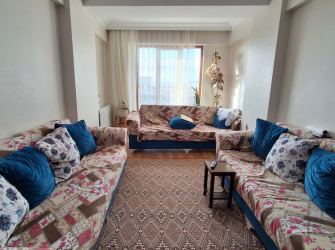 Bağcılar'da 4,Kat Cadde Üstü 3+1 Kat Mülkiyetli 110 m2 Ön Cephe