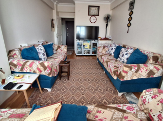 Bağcılar'da 4,Kat Cadde Üstü 3+1 Kat Mülkiyetli 110 m2 Ön Cephe