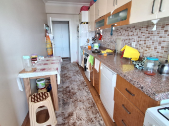 Bağcılar'da 4,Kat Cadde Üstü 3+1 Kat Mülkiyetli 110 m2 Ön Cephe