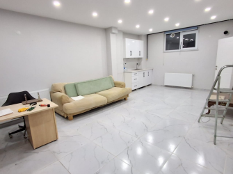 Bahçelievler Camlıkahve'de 40 m2 Wc'li Mutfaklı 1 Yıllık Bina'da Dükkan