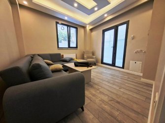 Güngören'de Tramvayın Dibi 1+1 Bahçe Katı 2 Yıllık  70 m2 İskanlı