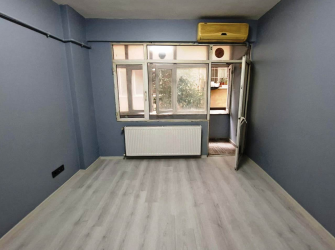 Güngören'de Tramvaya Yakın 2+1 Arsa Tapulu 70 m2 Balkonlu Bahçe Katı