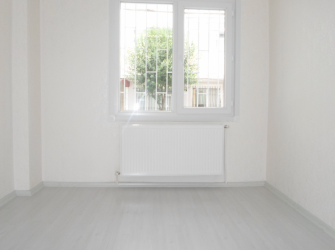 Güngören Akıncılar'da 2+1 Kredili Ön Cephe 80 m2 Balkonlu Yüksek Giriş