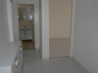 Güngören Akıncılar'da 2+1 Kredili Ön Cephe 80 m2 Balkonlu Yüksek Giriş