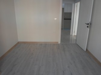 Güngören Güneştepe 2,Kat Çift Balkonlu 2+1 Sıfır 100 m2  Ön Cephe