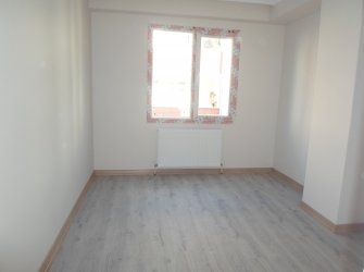 Güngören Güneştepe 2,Kat Çift Balkonlu 2+1 Sıfır 100 m2  Ön Cephe