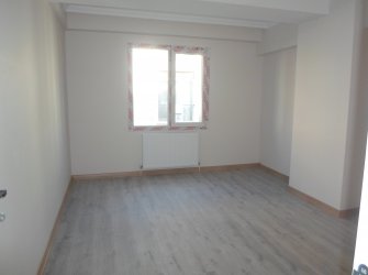 Güngören Güneştepe 2,Kat Çift Balkonlu 2+1 Sıfır 100 m2  Ön Cephe