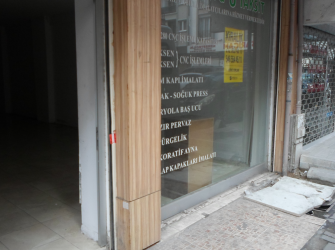 Bahçelievler Camlıkahve'de 65 m2 Düz Giriş Wc'li Mutfaklı Dükkan